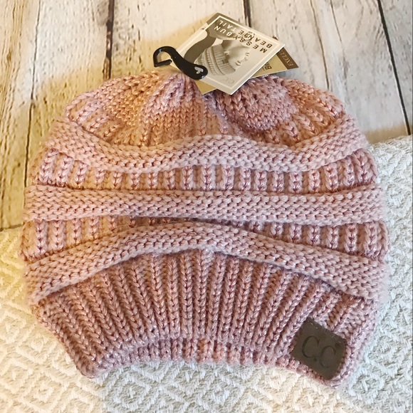 Accessories - 🆕 NWT CC beanie 🆕